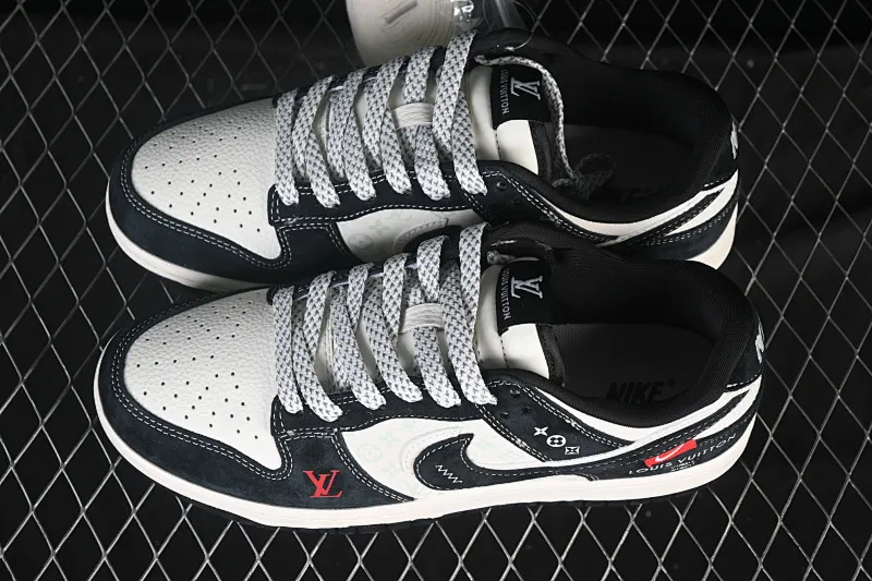 All Categories Nk SB Dunk Series Nk SB Dunk Low High-end Customized Low-top Shoes Nike SB Dunk Low LV Co-branded Double Hook Letter Flower Anniversary High-end Customized Low-top Casual Shoes CX5050-Y22